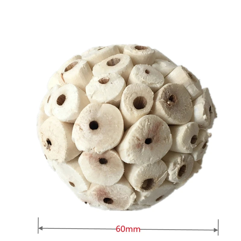 3 Pieces Bird Natural Sola Balls Soft Chew Shred Foraging 6cm/2.36in