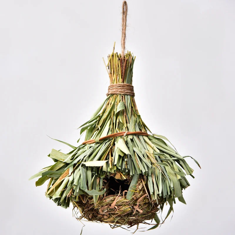 Hand-Woven Bird House Natural Grass Hut Small Bird Hideaway