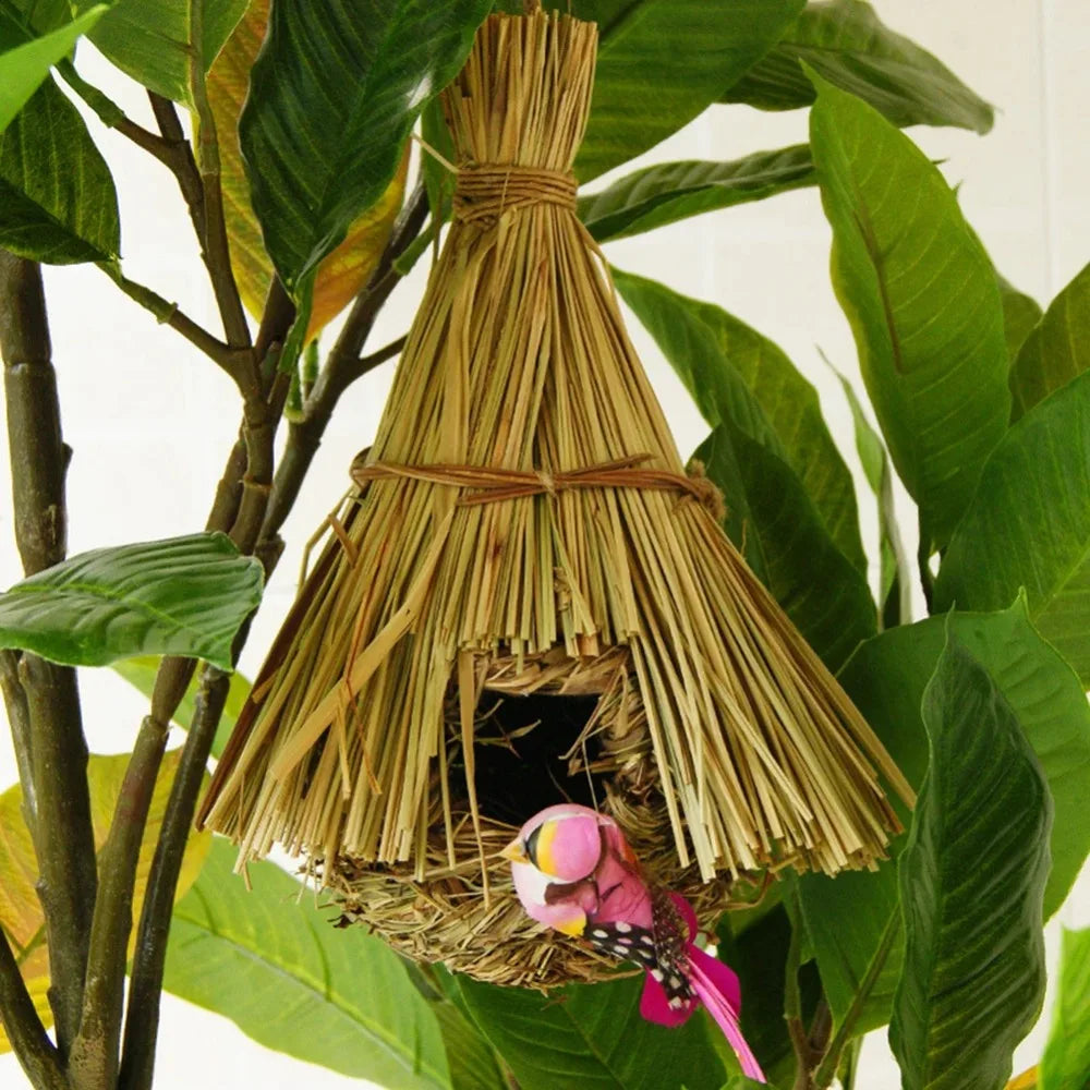 Hand-Woven Bird House Natural Grass Hut Small Bird Hideaway