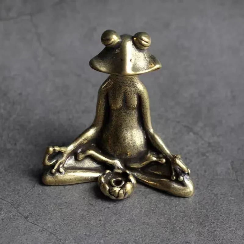 Retro Brass Meditate Zen Buddhism Frog Statue