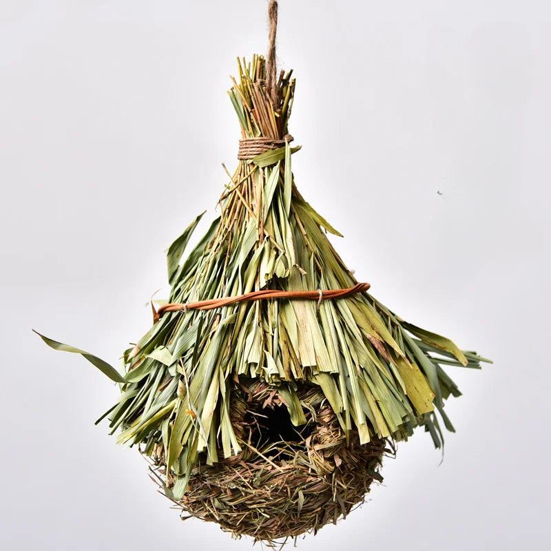 Hand-Woven Bird House Natural Grass Hut Small Bird Hideaway